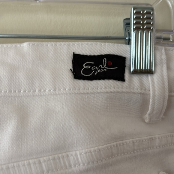 Earl Jeans White 2 Front Pockets 2 Back Patch Pockets Zipper And Button Size 20W - Picture 9 of 14